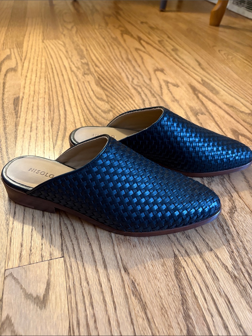 Nisolo Women’s Woven Slip-On Mule in Blsck